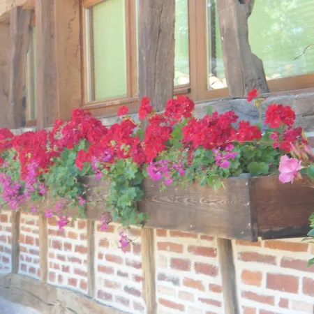 Domaine Des Charmilles 3* Mantenay-Montlin