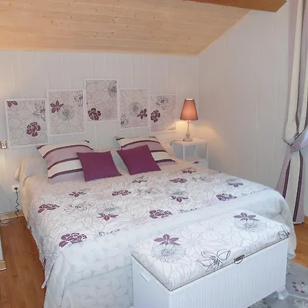Domaine Des Charmilles Guest house