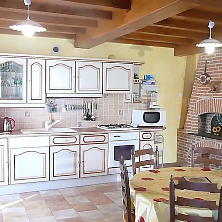 Domaine Des Charmilles 3* Mantenay-Montlin