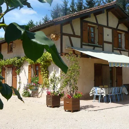 Domaine Des Charmilles Guest house